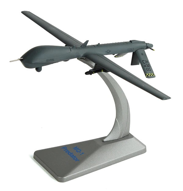 General Atomics MQ-1 Predator 1:72 AF1-0015