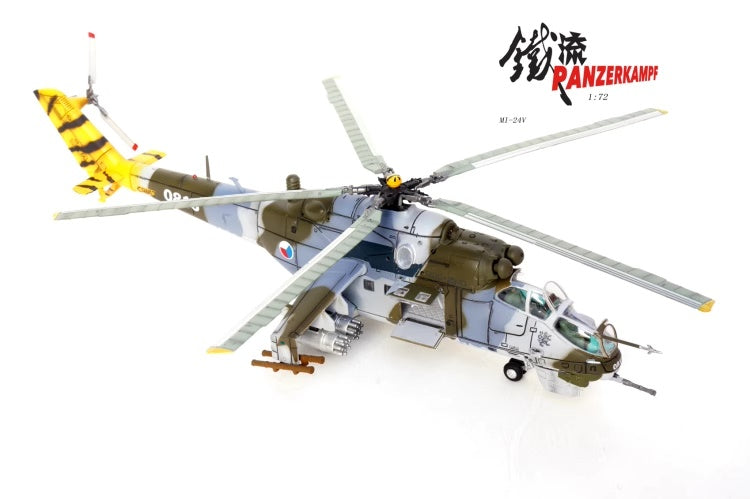 Mil Mi-24V Czech Air force 0815 Tiger Meet PANZERKAMPF 1/72 14005PD