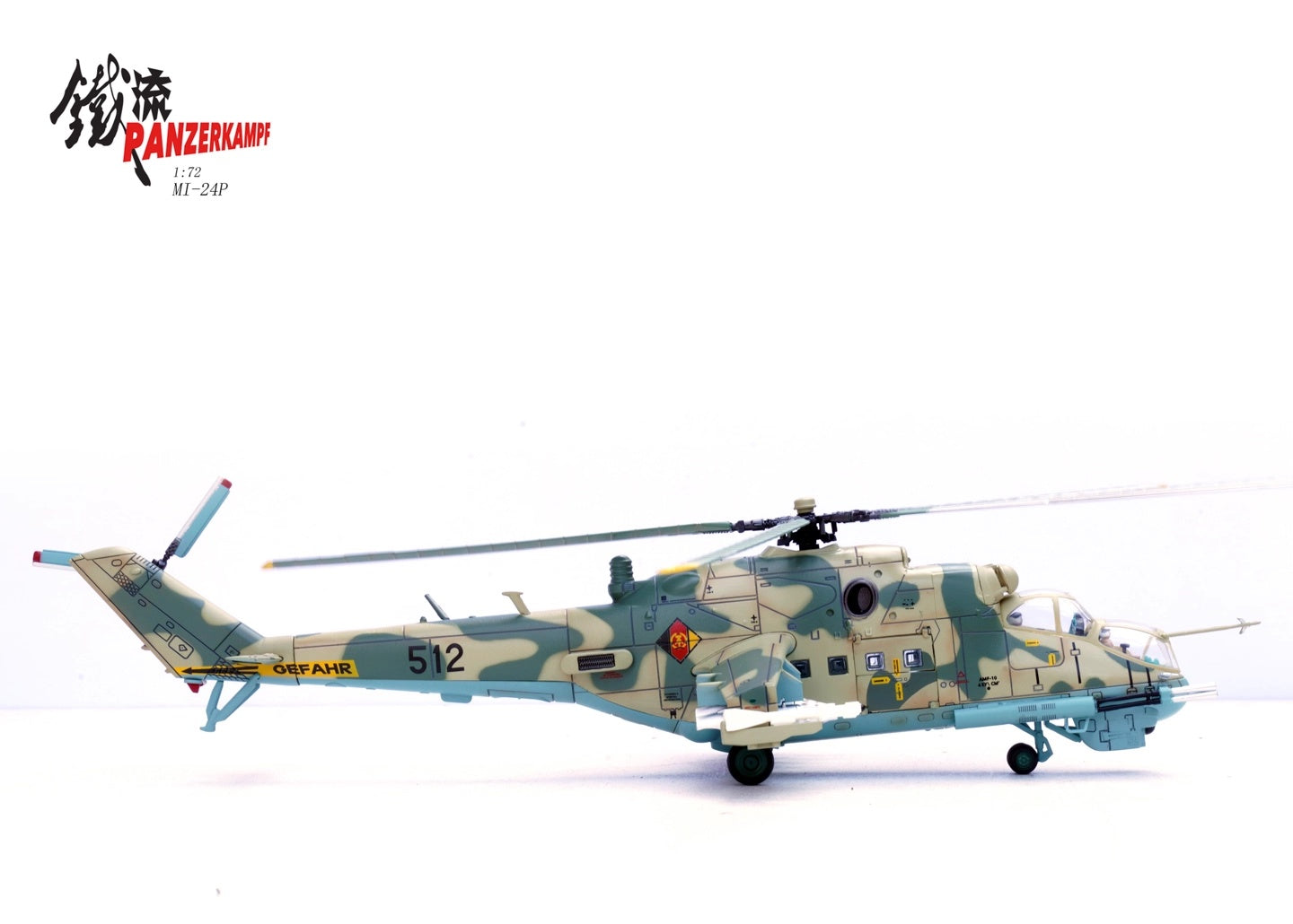 Mil Mi-24P Hind 5th Helicopter Sqn. 512 East Germany Panzerkampf 1/72 14005PG