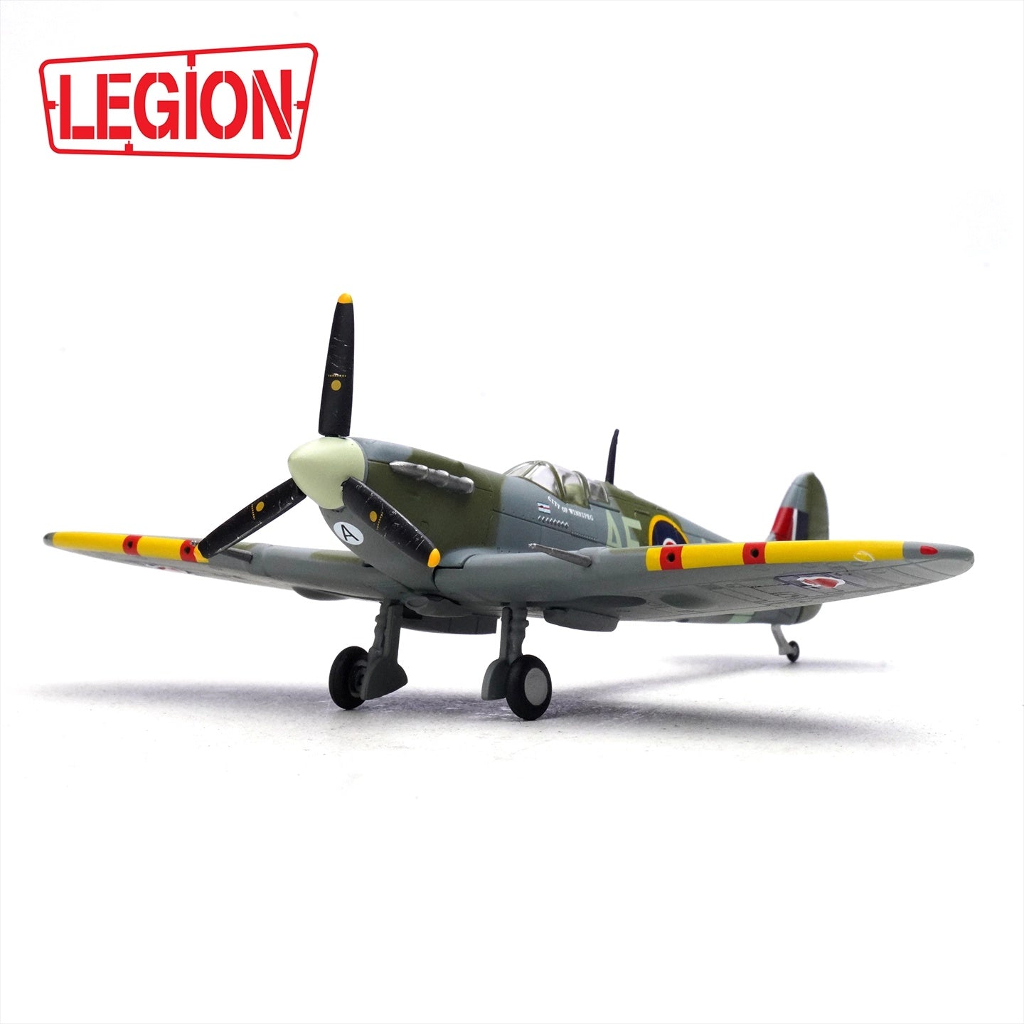 Supermarine Spitfire MKVB AE-A 402 Sqn. LEGION 1/72 die-cast model 14618LB