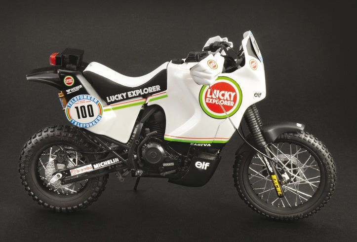 Cagiva Elefant 850 Paris-Dakar 1987 motorcycle ITALERI 1:9 plastic kit 4643