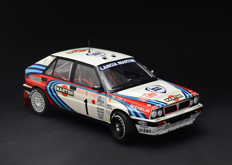 Lancia Delta HF integrale 16v ITALERI 1:12 plastic kit 4709