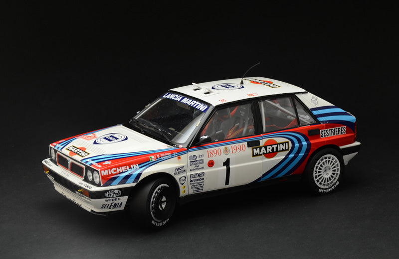 Lancia Delta HF integrale 16v ITALERI 1:12 plastic kit 4709