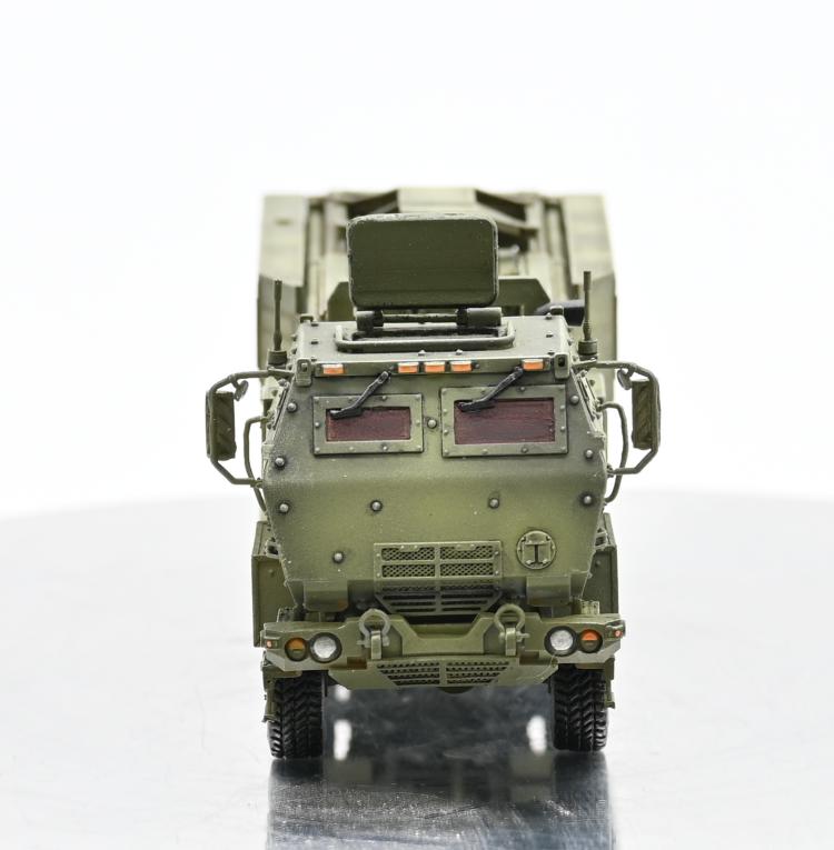 M142 HIMARS Rocket Launcher 5M HOBBY 1/72 72130A
