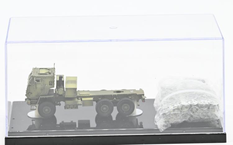 M142 HIMARS Rocket Launcher 5M HOBBY 1/72 72130A
