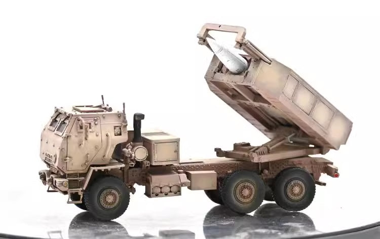 M142 HIMARS Rocket Launcher (DESERT) 5M HOBBY 1/72 72130B