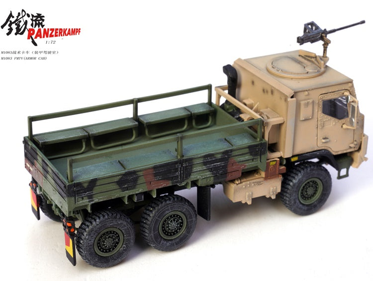 US M1083 Medium Tactical Vehicle with Gun Dual Camouflage PANZERKAMPF 1:72 12219PB