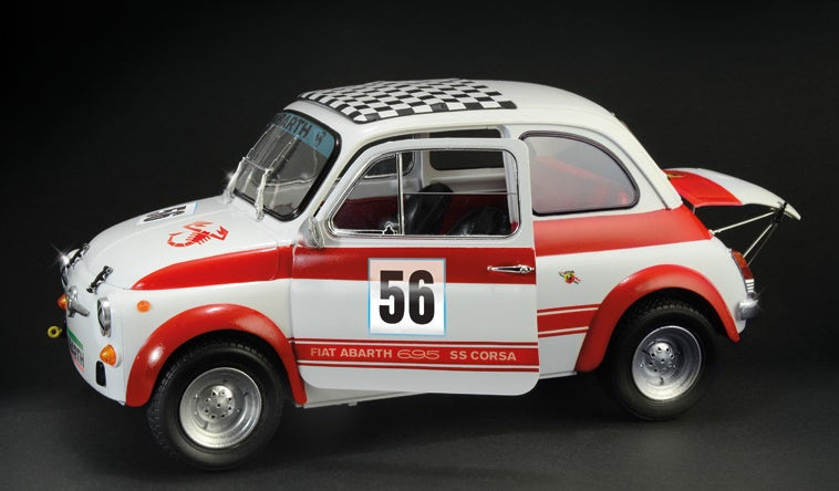 FIAT Abarth 695SS/Assetto Corsa ITALERI 1:12 plastic kit 4705