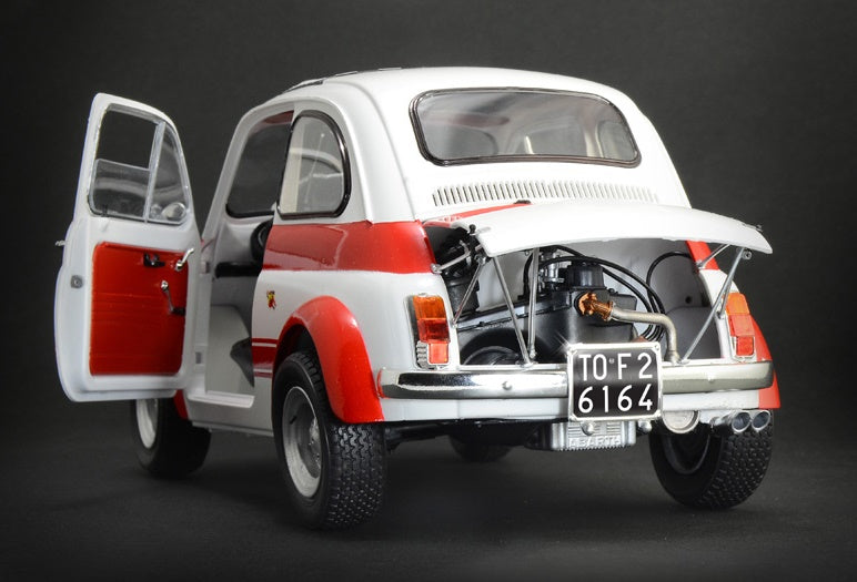 FIAT Abarth 695SS/Assetto Corsa ITALERI 1:12 plastic kit 4705