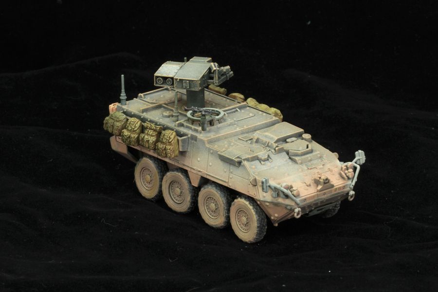 US M1134 Stryker ATGM DRAGON ARMOR 1/72 63118