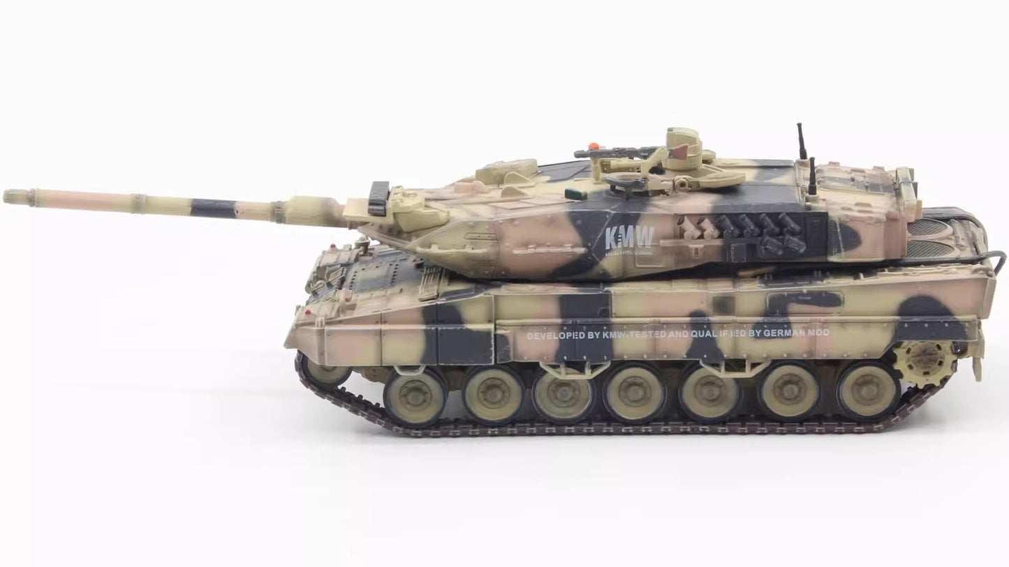 German Leopard 2 A7 Main Battle Tank Desert Camo PANZERKAMPF 1:72 12174PB