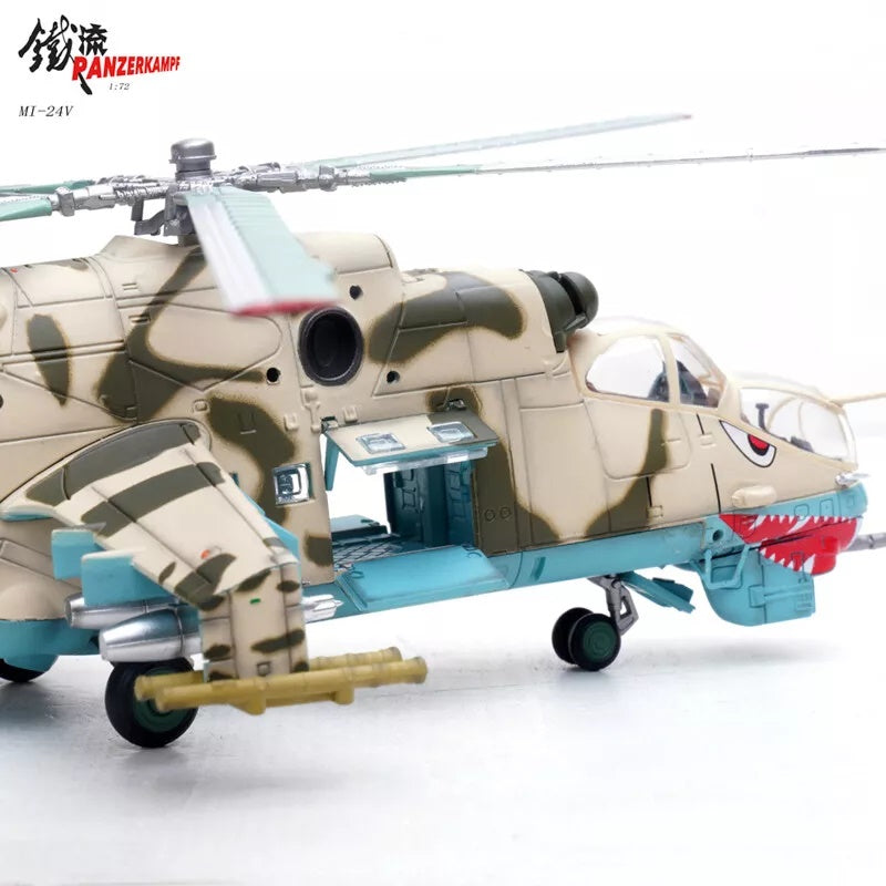 Mil Mi-24V Hind-E Helicopter Azerbaijani Air Force Panzerkampf 1/72 14005PA