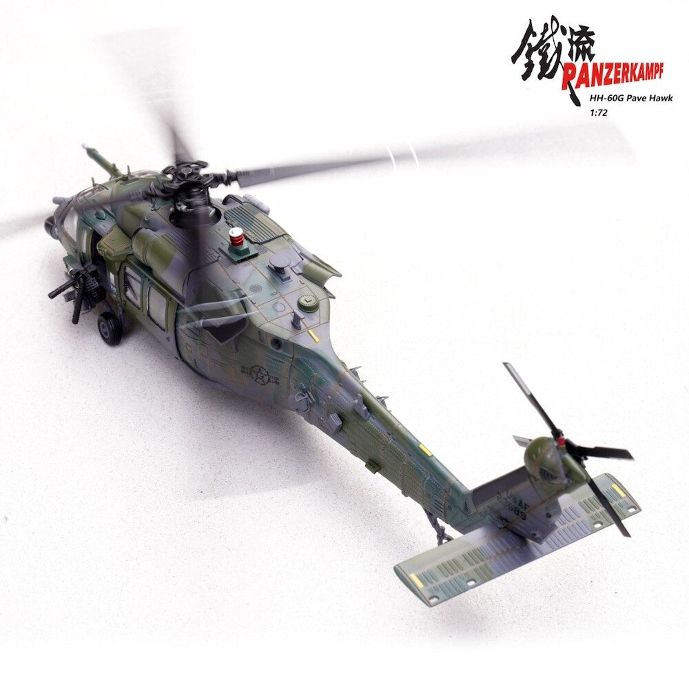 Sikorsky HH-60G Pave Hawk Kirtland AFB, NM PANZERKAMPF 1/72 14058PC