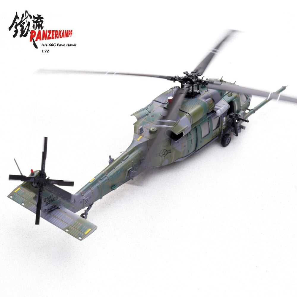 Sikorsky HH-60G Pave Hawk Kirtland AFB, NM PANZERKAMPF 1/72 14058PC