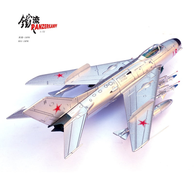 MiG-19PM Farmer-E Soviet Air Force, Red 18, USSR Panzerkampf 1/72 14643PA