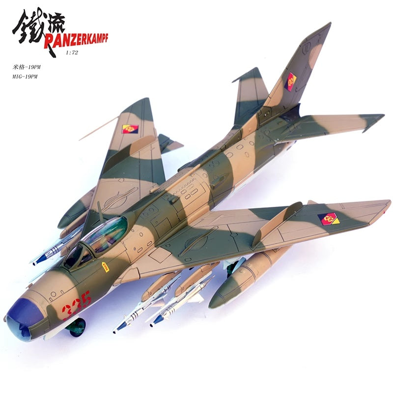 Mikoyan MIG-19PM East German Air Force Number 335 PANZERKAMPF 1/72 14643PB