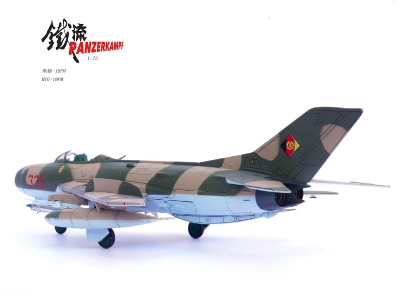 Mikoyan MIG-19PM East German Air Force Number 335 PANZERKAMPF 1/72 14643PB