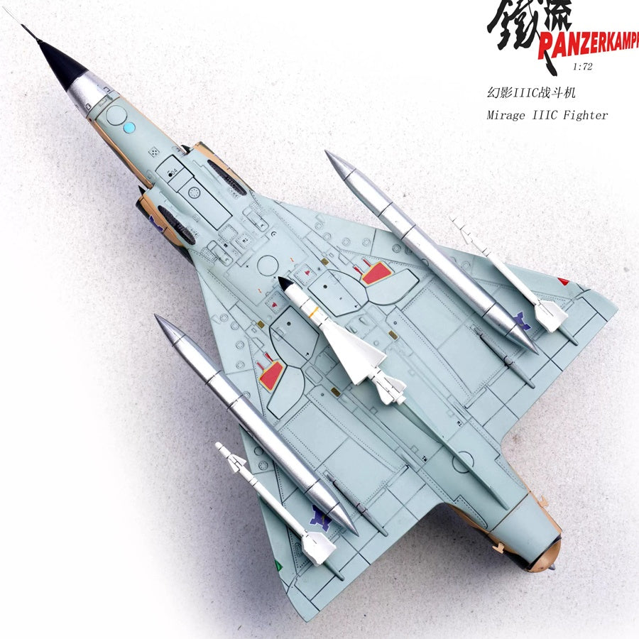 Dassault Mirage IIIC 10-LL No.28, E.C. 3/10 Vexin French AF PANZERKAMPF 1/72 14648PB