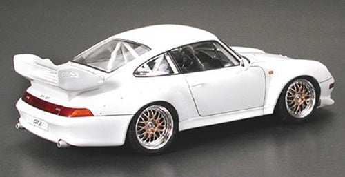 Porsche 911 GT2 Road Version Club Sport Tamiya 1/24 plastic kit 24247