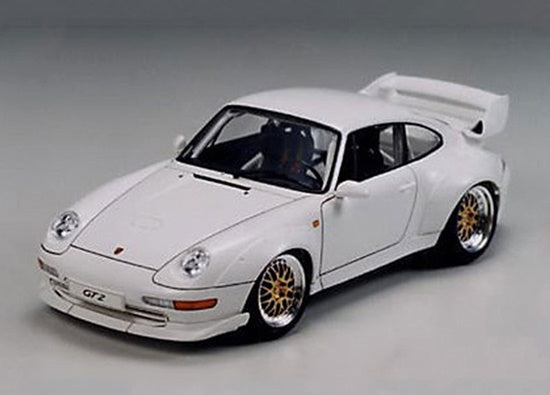 Porsche 911 GT2 Road Version Club Sport Tamiya 1/24 plastic kit 24247