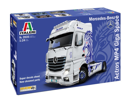 Mercedes-Benz ACTROS MP4 Giga Space 1:24 plastic model kit 3935