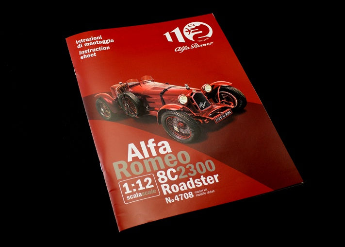 Alfa Romeo 8C 2300 Roadster ITALERI 1/12 plastic kit 4708