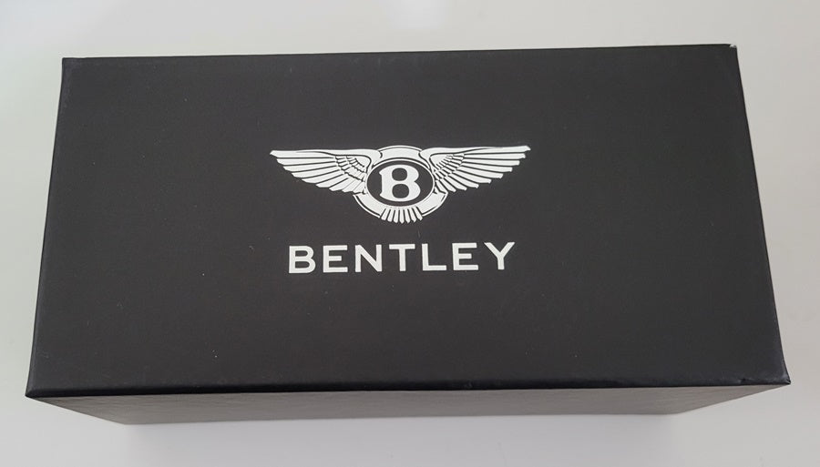 05561NX Bentley Flying Spur W12 Onyx Kyosho 1:43 die-cast model