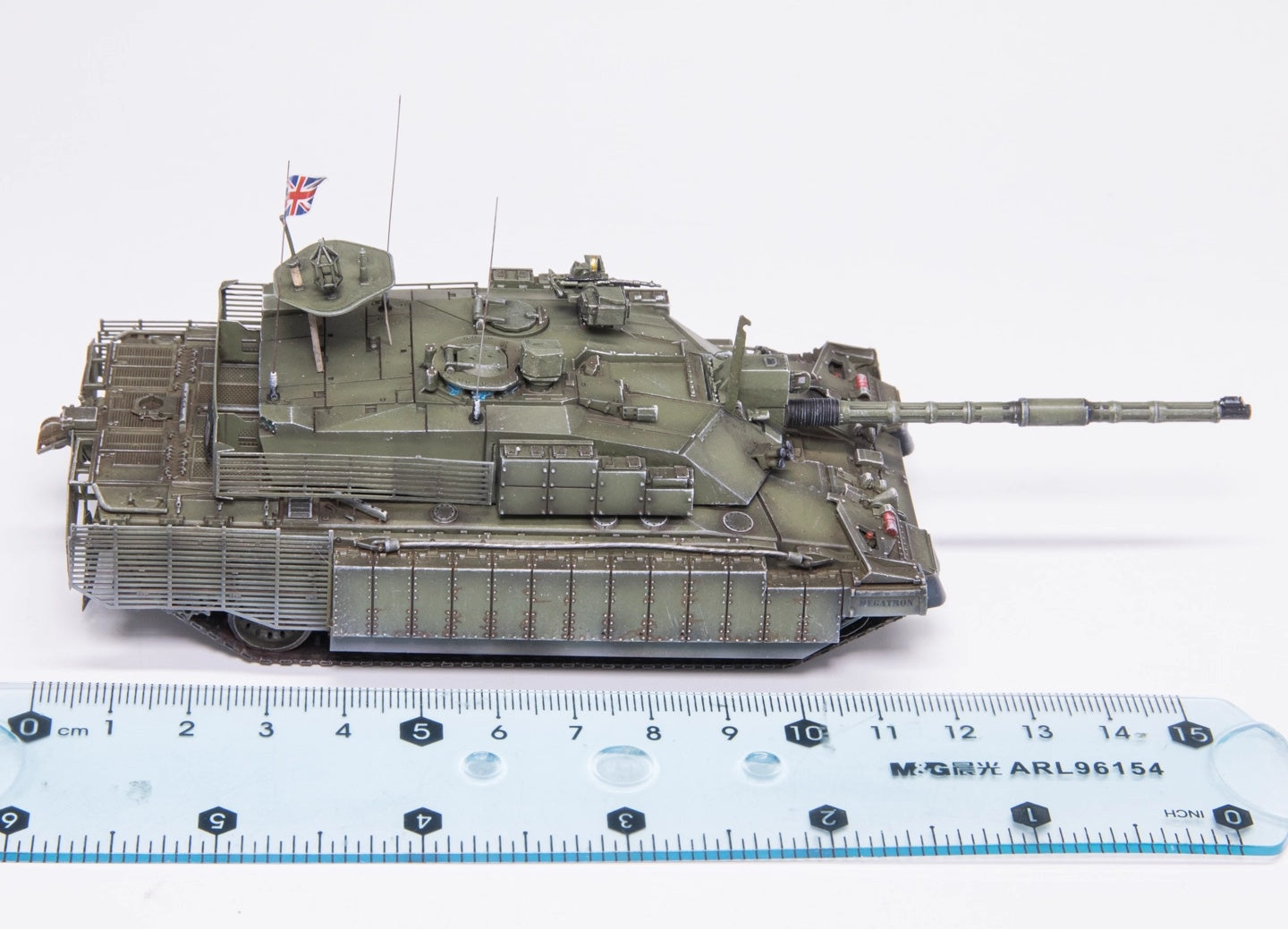 Trumpeter 1:35 BRITISH CHALLENGER II - modelbouw Trumpeter 1:35 BRITISH CHALLENGER II - modelbouw