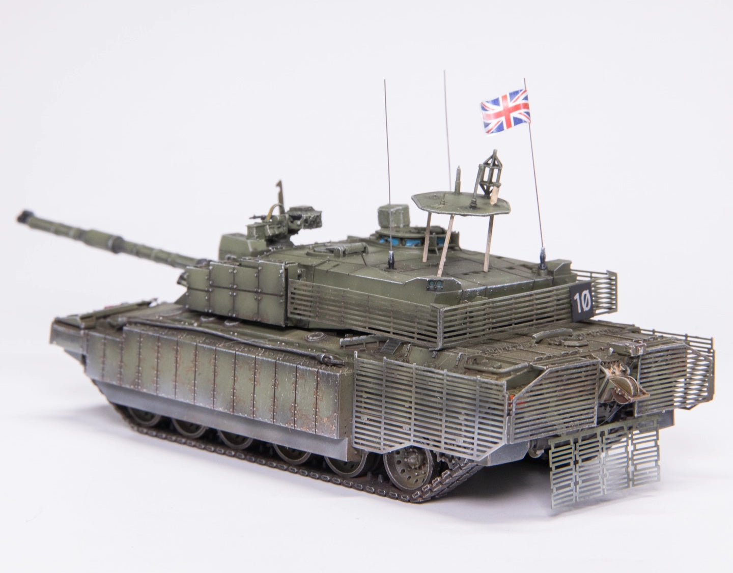 BRITISH CHALLENGER 2 TES Main Battle Tank AM Model 1/72