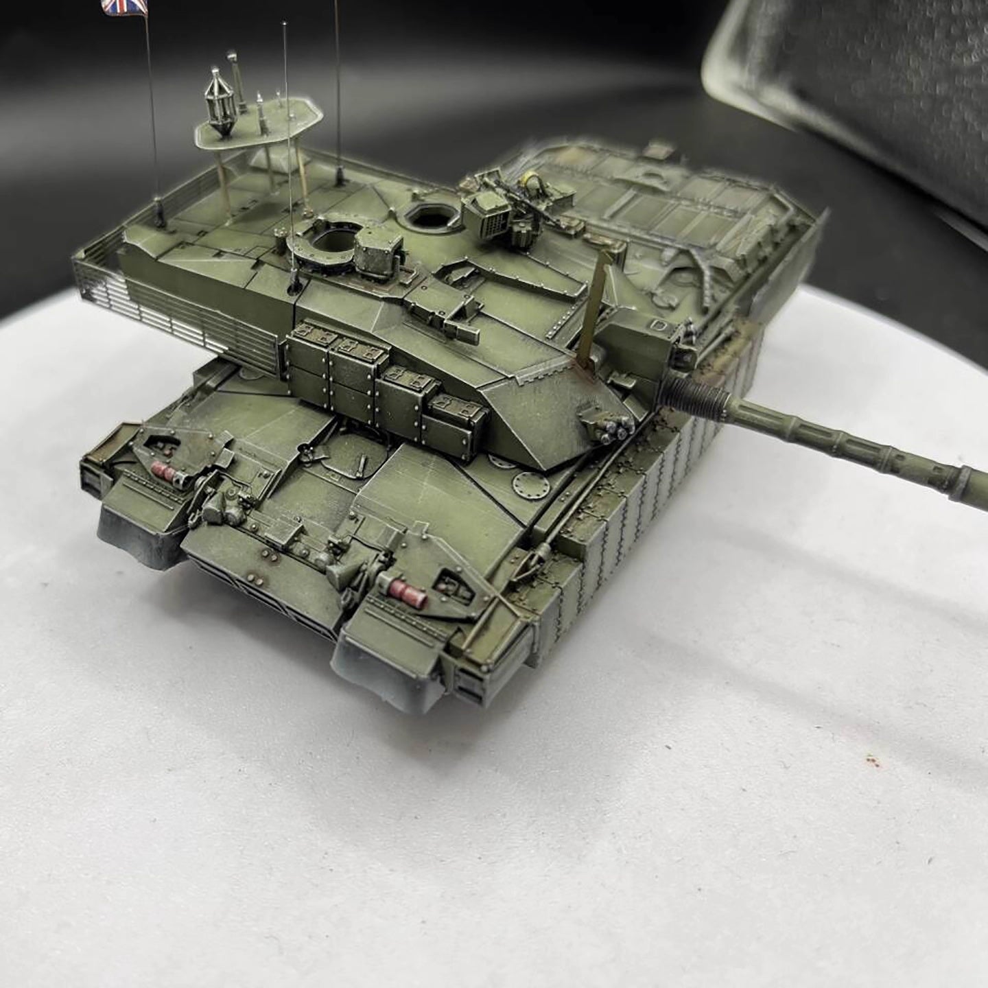 BRITISH CHALLENGER 2 TES Main Battle Tank AM Model 1/72