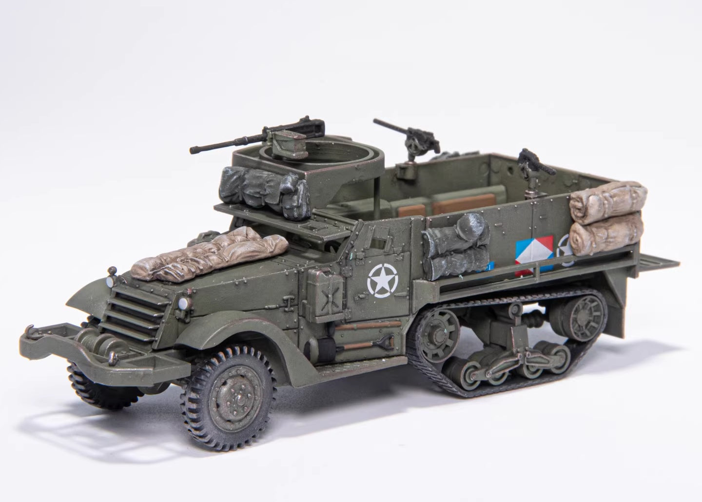 U.S. M3A1 Half-track (France) ARTISAN 1/72 finished model