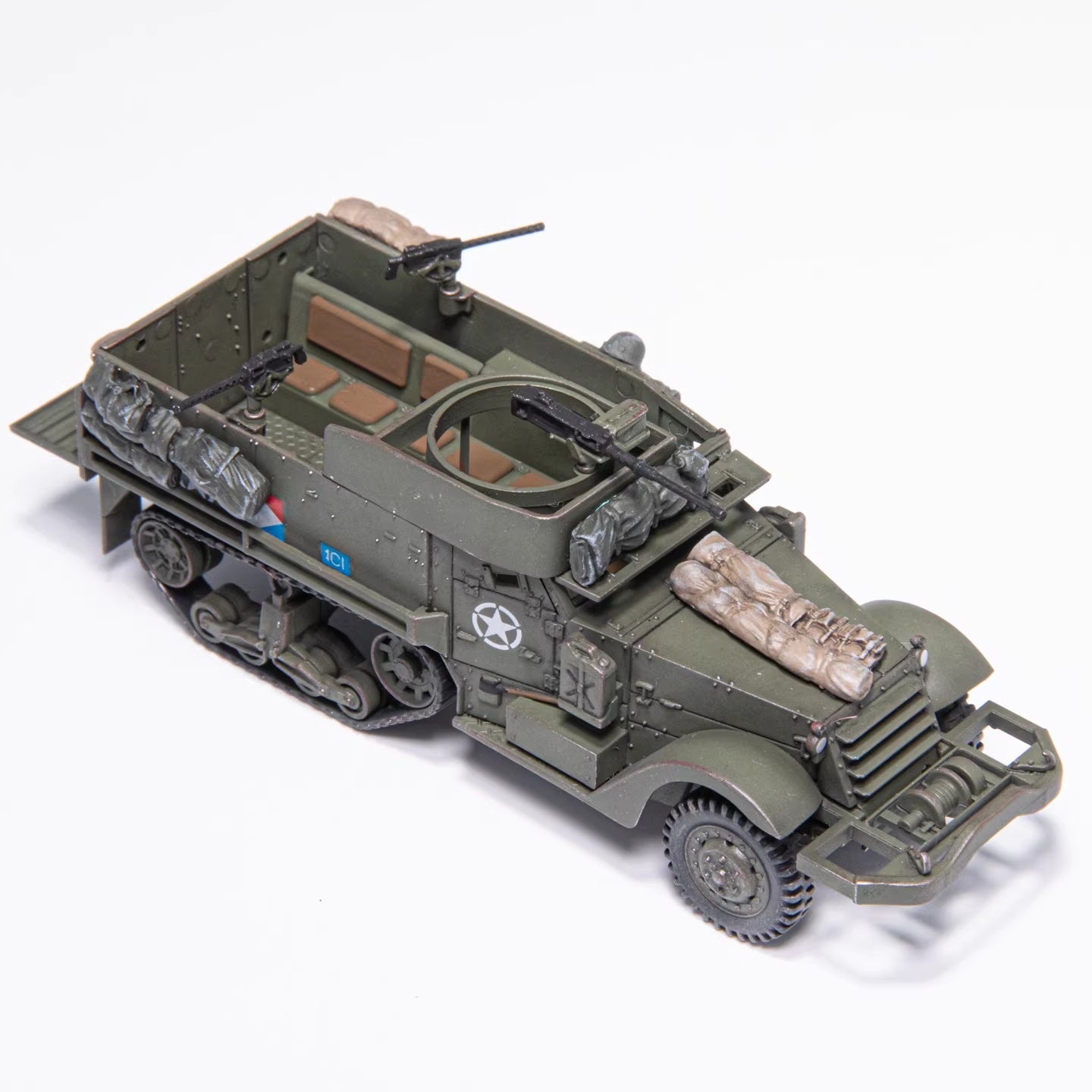 U.S. M3A1 Half-track (France) ARTISAN 1/72 finished model