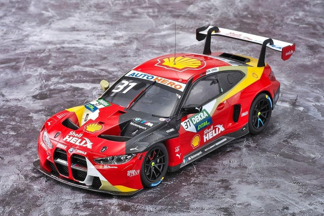 BMW M4 GT3 2022 DTM Year of the Champion Hobby NUNU 1/24 plastic kit PN24045