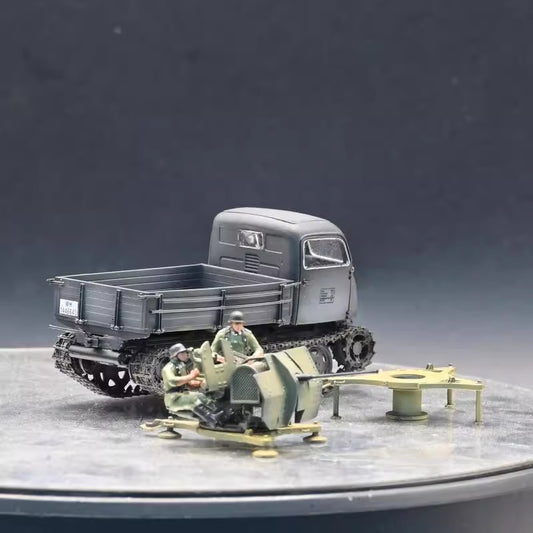 German RSO + FLAK38 20mm (grey, desert combo) w/ 2 figures 3R Model 1/72