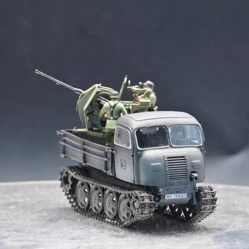 German RSO + FLAK38 20mm (grey, desert combo) w/ 2 figures 3R Model 1/72