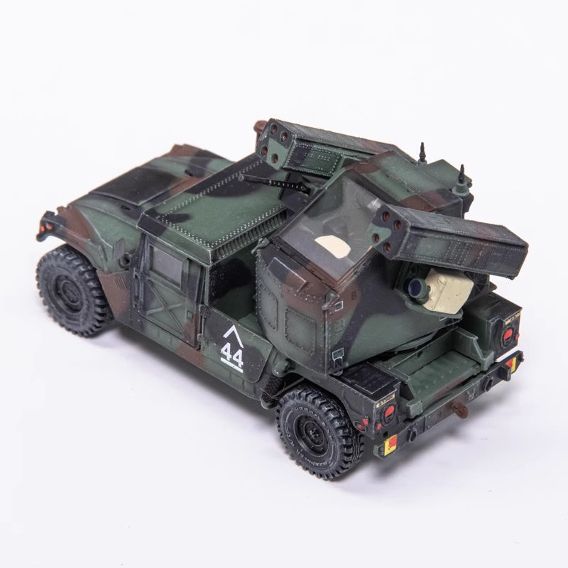 M1097 HMMWV Hummer AN/TWQ-1 Avenger (CAMO) T-Model 1/72 TF7377