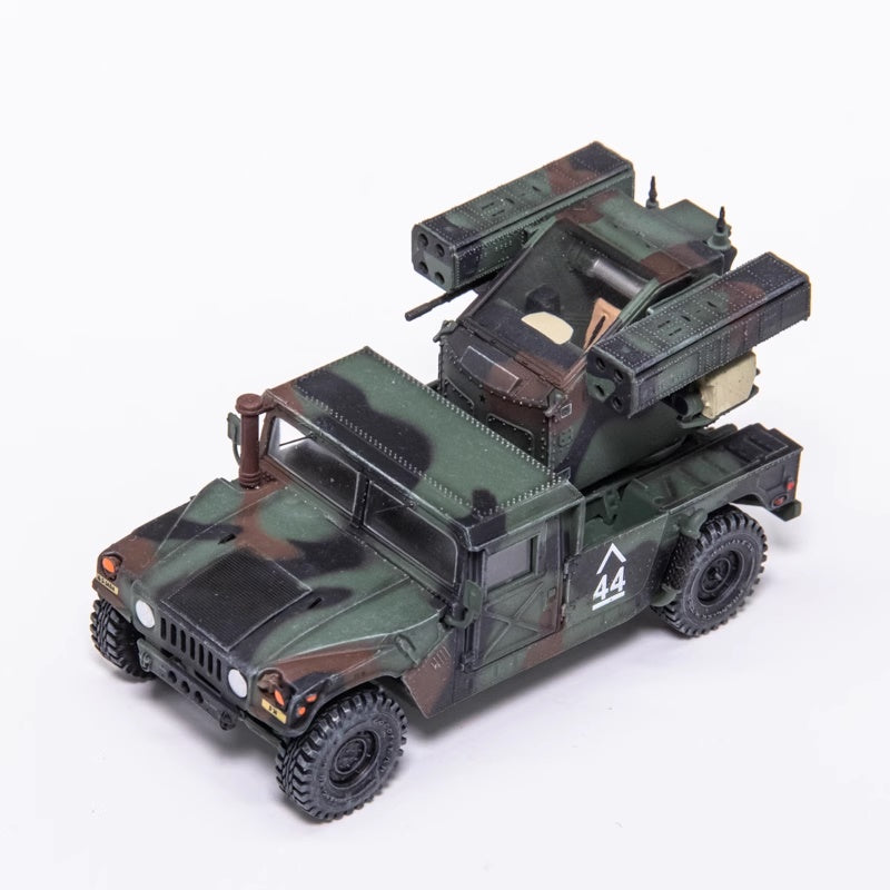 M1097 HMMWV Hummer AN/TWQ-1 Avenger (CAMO) T-Model 1/72 TF7377