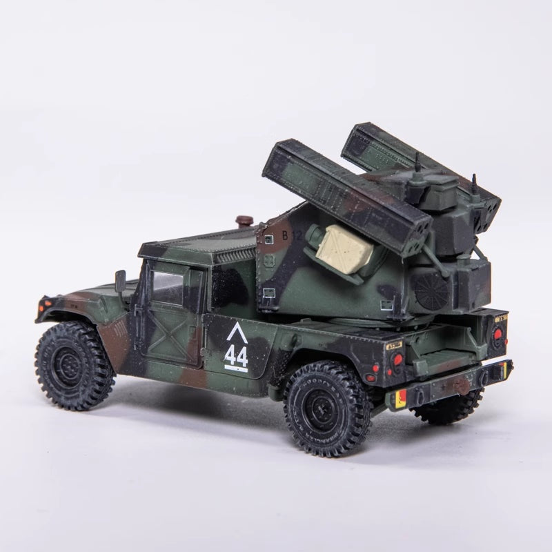 M1097 HMMWV Hummer AN/TWQ-1 Avenger (CAMO) T-Model 1/72 TF7377