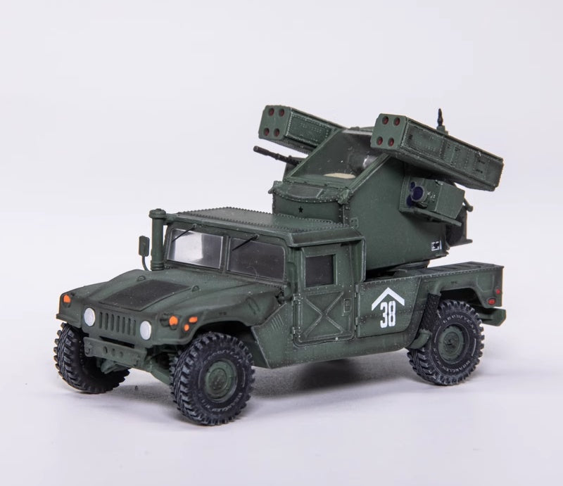 M1097 HMMWV Hummer AN/TWQ-1 Avenger (green) T-Model 1/72 TF7378