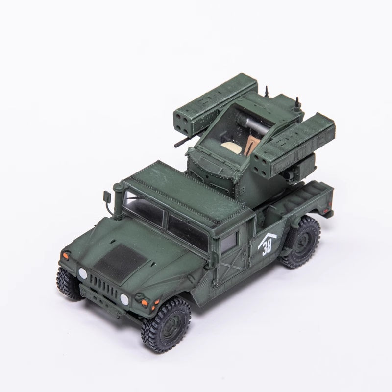 M1097 HMMWV Hummer AN/TWQ-1 Avenger (green) T-Model 1/72 TF7378