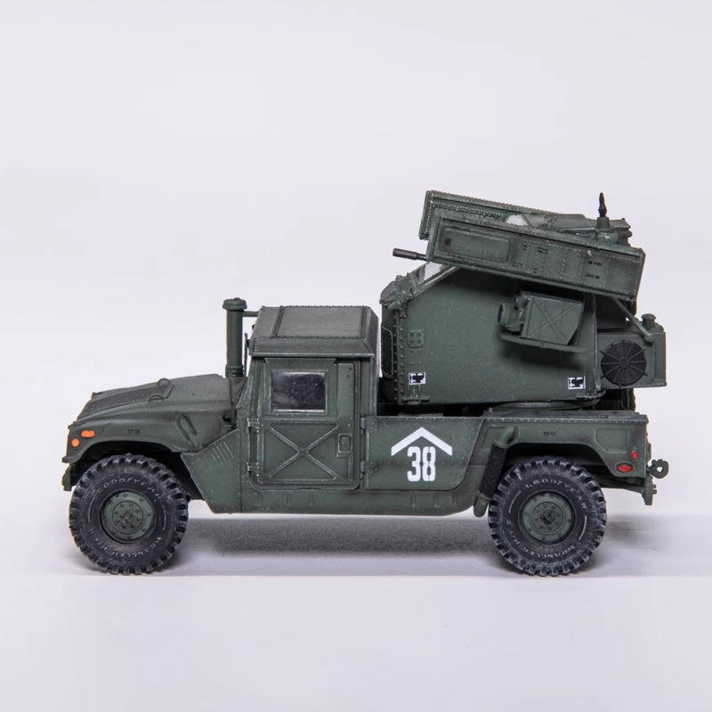 M1097 HMMWV Hummer AN/TWQ-1 Avenger (green) T-Model 1/72 TF7378