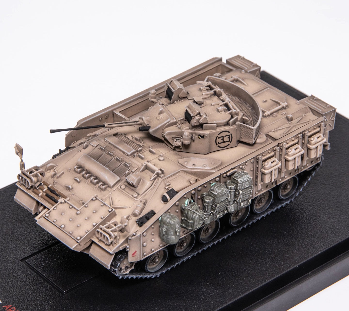 FV510 Warrior British Army IFV ARTISAN 1/72 finished model